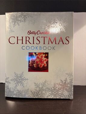 Betty Crocker Christmas Cookbook - White and Red Accents